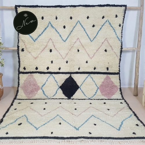 Dywan Azilal, 295 x 190 cm z owczej wełny ręcznie tkany w Maroku  