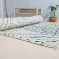 Dywan Beni Ouarain, 240 x 150 cm, berberyjski, ręcznie tkany z owczej wełny w Maroku  - Zdjęcie 4