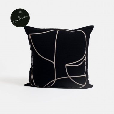 Poszewka na poduszkę Antwerp - Black 60 cm 